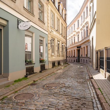 Stylish Old Town Apartment On Mucenieku Street Riga Kültér fotó