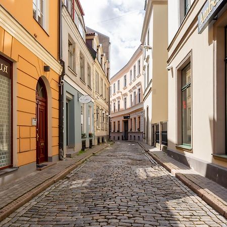 Stylish Old Town Apartment On Mucenieku Street Riga Kültér fotó